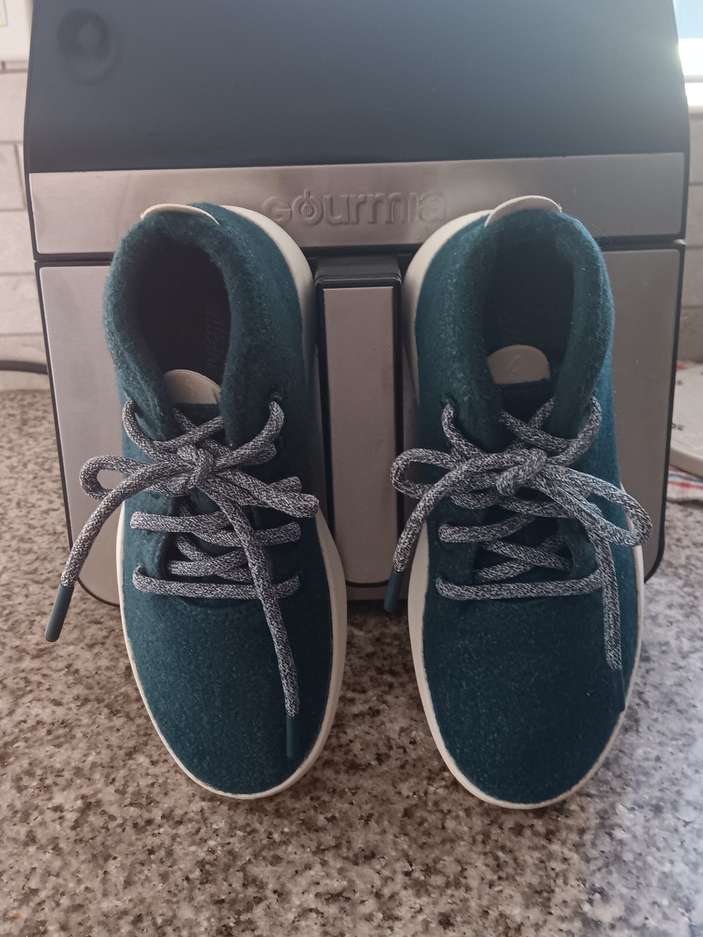 Allbirds Merino Wool Runners Mizzle Aurora Teal Sneakers Size 5 (Men 3)